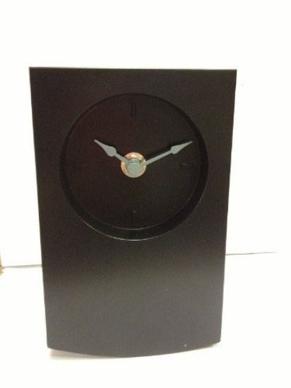 Picture of Wiggle Clock Black